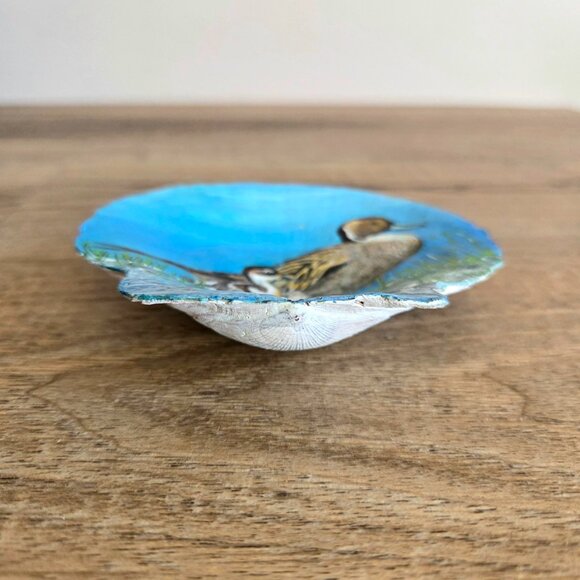 Hand painted ducks on seashell jewelry/trinket dish marked Northern Pintails. - Picture 3 of 5